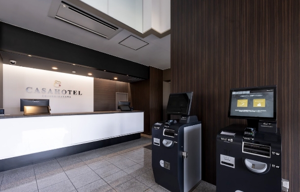 フロント/自動チェックイン機